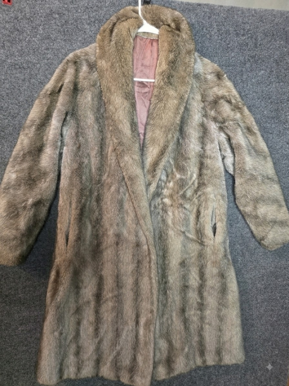Vintage Mob Wife Blumenthal "Bluming" The Shelton Looms Faux Fur Coat Mid-Length